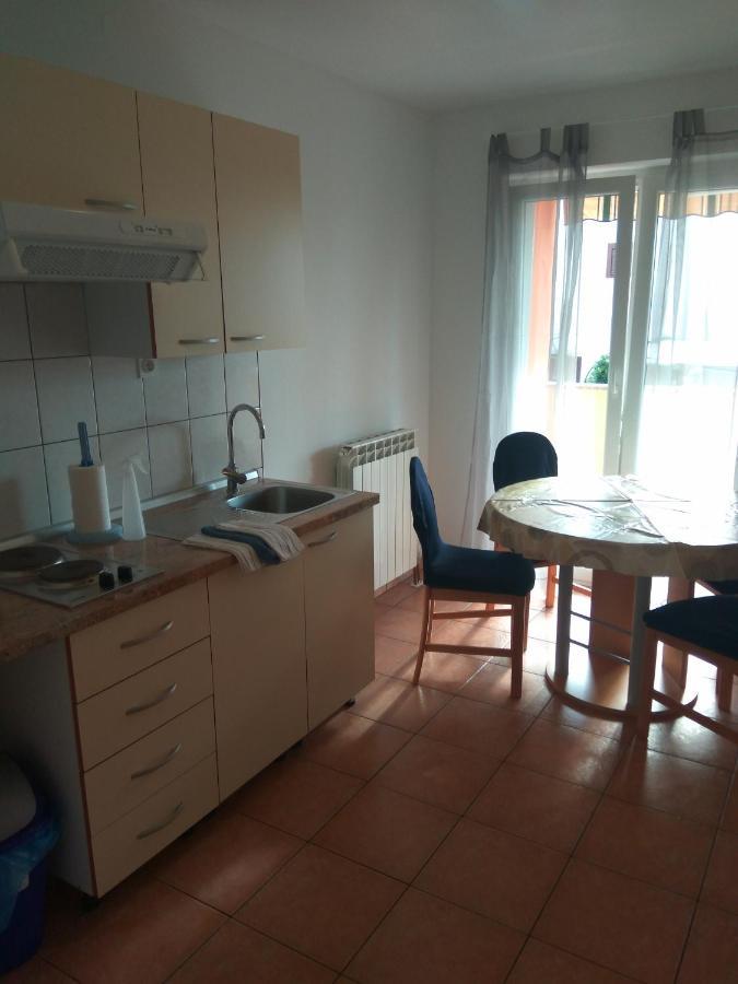 Apartmani Ivana Пунат Екстер'єр фото