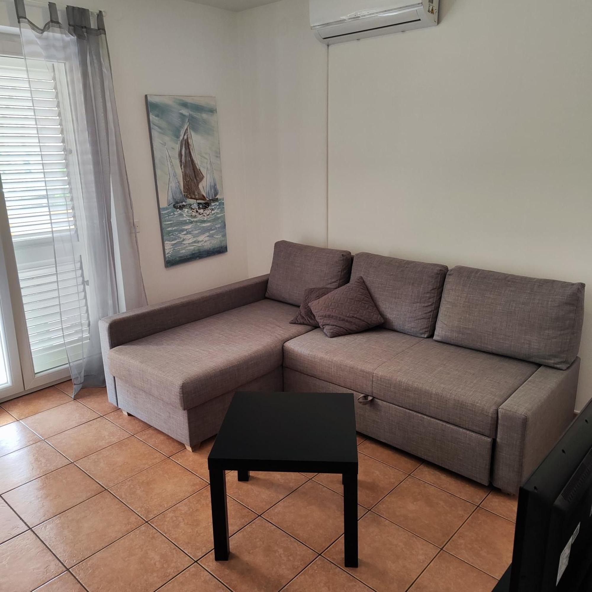 Apartmani Ivana Пунат Екстер'єр фото